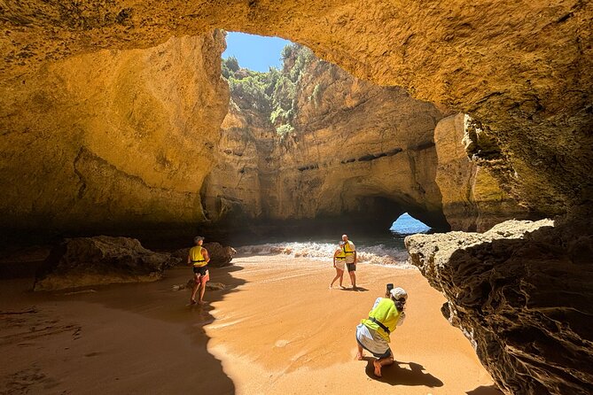 2-Hour Kayak through the Sea Caves of Benagil - Crowds, Rocky Water, and Choppy Seas, The Stuff That Changes the Trip