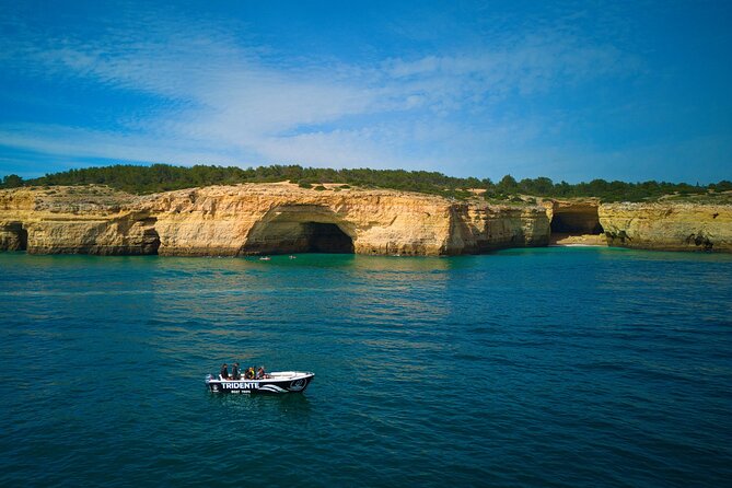 2 Hours Boat Private Tour to Benagil Caves - Who this private Benagil tour is best for
