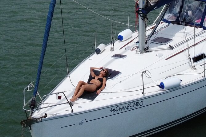 4-Hours Sailing Tour in Portimão - The route logic: why the stops fit together