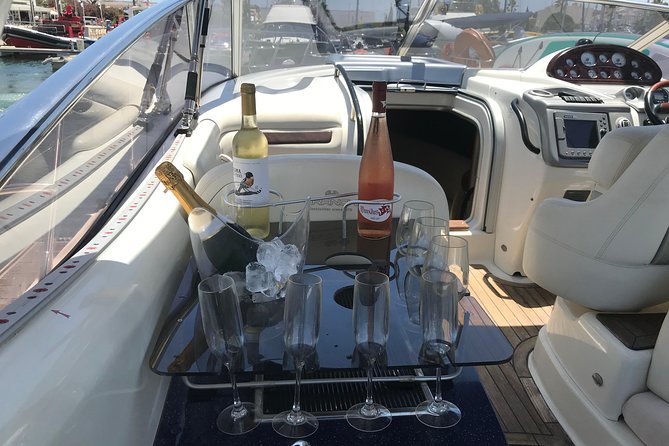 Afternoon yacht charter in lagos with drinks, tapas, paddle boards and kayak - Drinks and Portuguese tapas: the food that actually fits a boat day