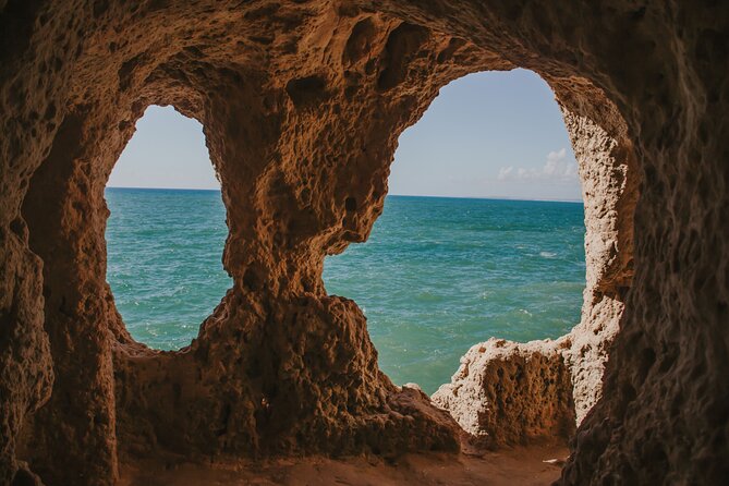 Albufeira: Benagil, Algar Seco, Marinha & 7 Hanging Valleys Tour - Guides, questions, and the value of a small group
