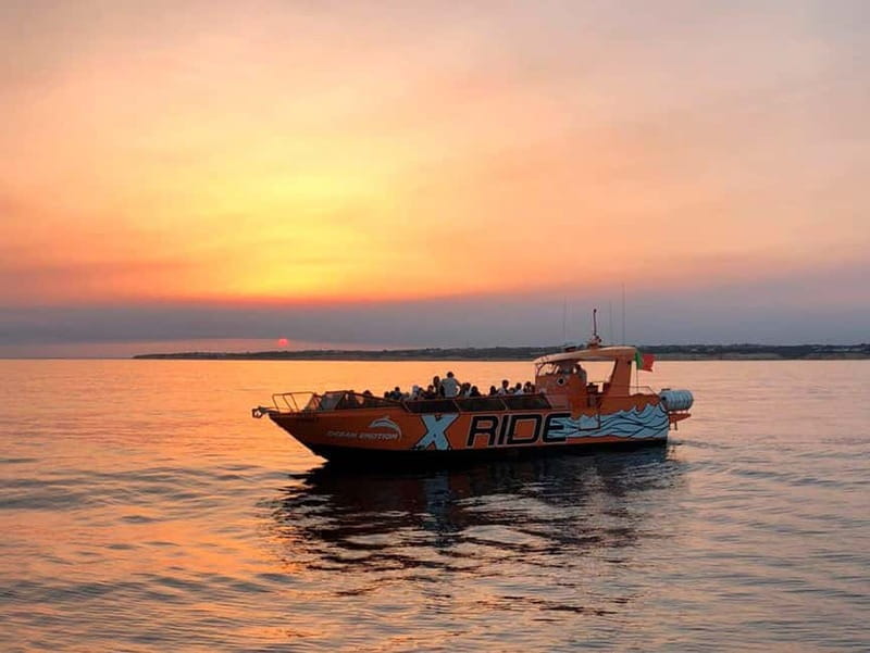 Albufeira: Benagil Cave Sunset Cruise - A sunset cruise that turns the Algarve coast into a show