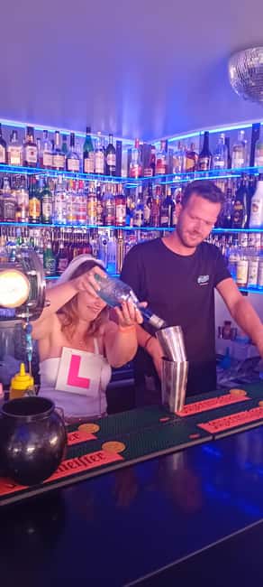 Albufeira: Cocktail Making Class and Karaoke Party with DJ - Karaoke for Solo, Duet, or the Whole Group