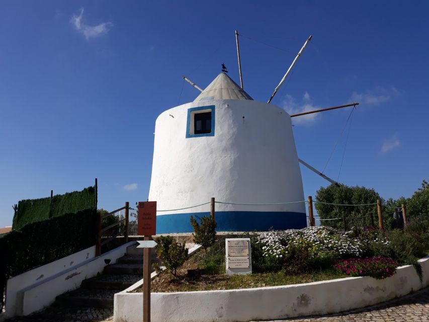 Albufeira Countryside Tuk Tuk Tour - Paderne to Alte: traditional village life between the mountains