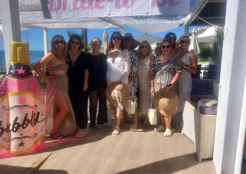Albufeira: Full-English Breakfast with Prosecco - Key highlights at a glance