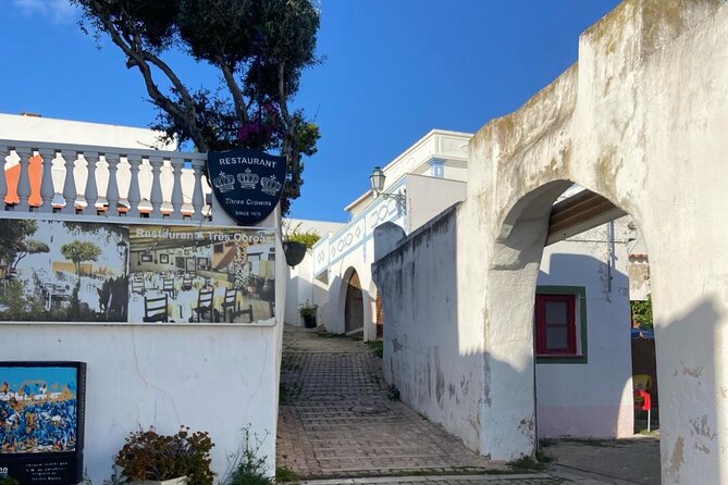 Albufeira History Walking Tour with Wine and Tapas - Price and value: what $34.84 buys you here