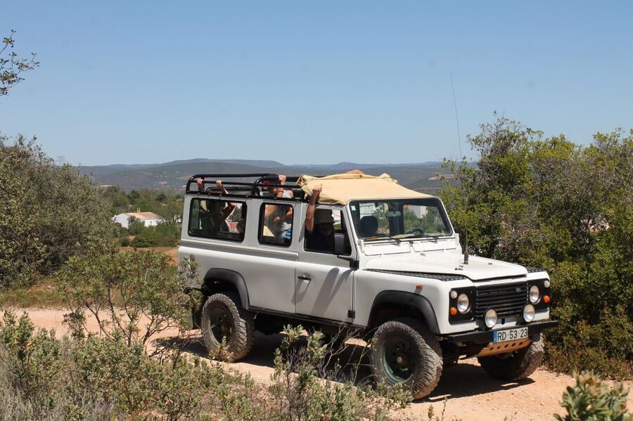 Albufeira: Jeep Safari Half-Day Countryside Tour - Water breaks, natural fountains, and lagoon bird watching