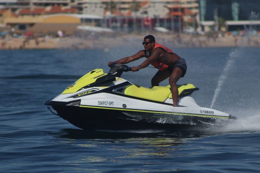 Albufeira: Jet Ski Rental - The 110hp Yamaha VX: fast enough to feel it, stable enough to control it
