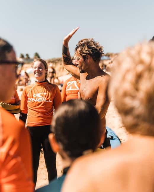 Albufeira: Learn to Surf in Chill Beach Vibes & Good Times - Gale Beach Setup: Meeting Point, Gear, and the 5-Minute Walk