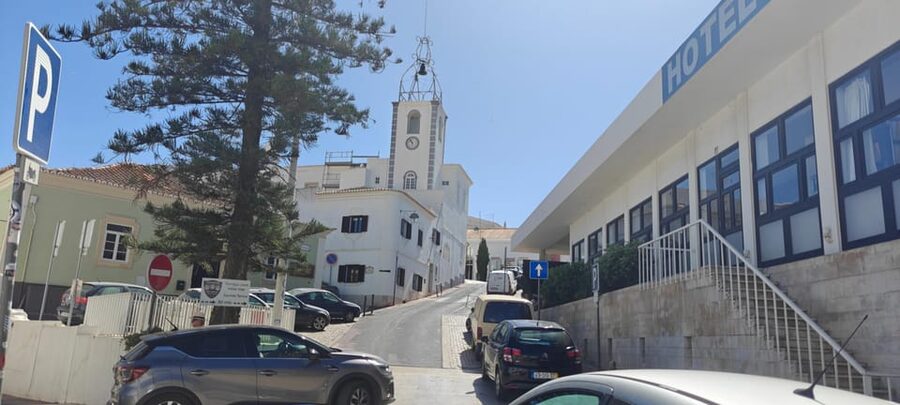 Albufeira: Old Town 1.5h - Key things you will notice on this tuk tuk Old Town tour