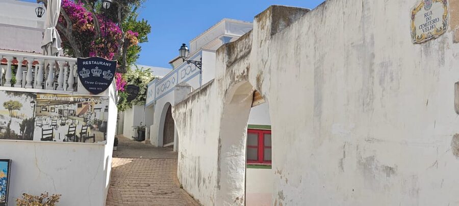 Albufeira: Old Town 1.5h - The heart of the tour: Old Town Albufeira, guided and photo-friendly