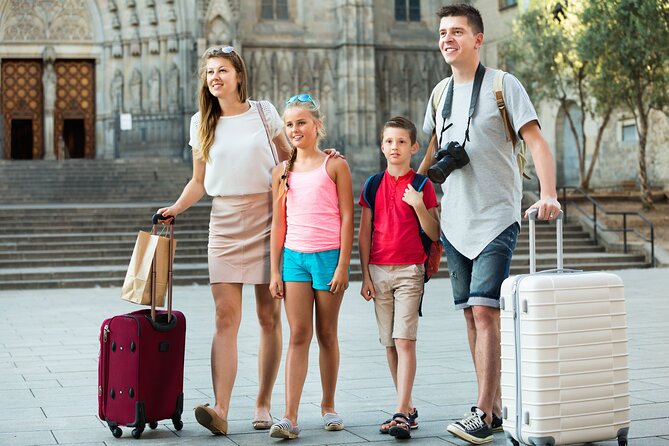 Albufeira Private Airport Transfers - The Van and Driver Experience: Clean Rides and Useful Local Tips