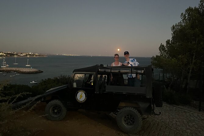 Albufeira PRIVATE Night Tour with Cocktails & Drinks - Drinks you get, and what the package means for your money
