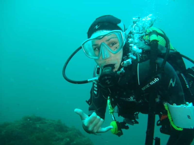 Albufeira: Scuba Diving Experience for Beginners - Pool dive: where nerves go to ground