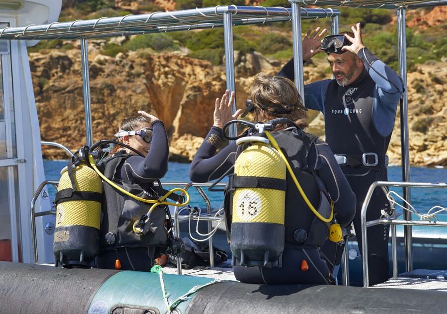 Albufeira: Scuba Diving Experience for Beginners - Your open-water dive: guided, controlled, and capped at 12m