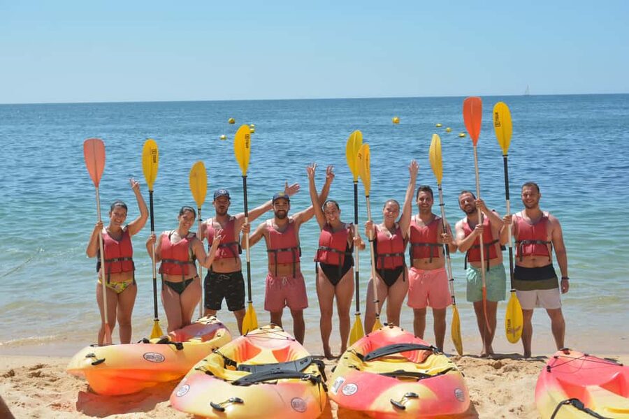 Albufeira: Secret Caves & Beaches Kayak Tour with Swim Stop - Praia da Coelha and the return to São Rafael: more coast, then the finish line
