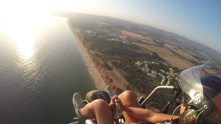 Albufeira: Sunset Paragliding Flight - Who this Albufeira sunset paragliding flight is best for