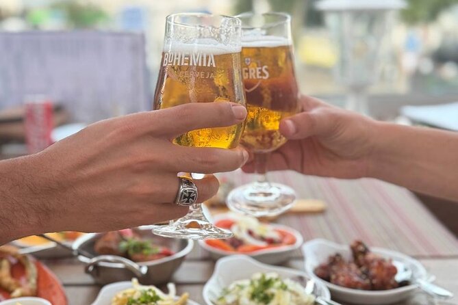 Albufeira Tour with Local Tapas and Tasting - Transportation and meeting points, so you do not lose time on logistics