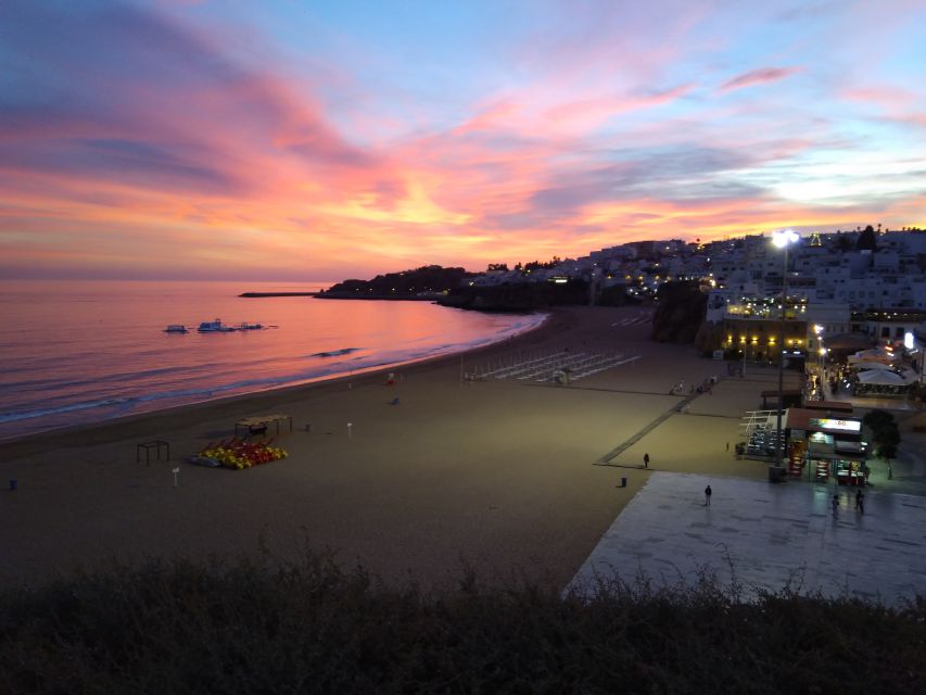 Albufeira: Tuk-tuk Sightseeing Tour - Aldeia das Acoteias, Tomatos Beach, and the Vilamoura edge