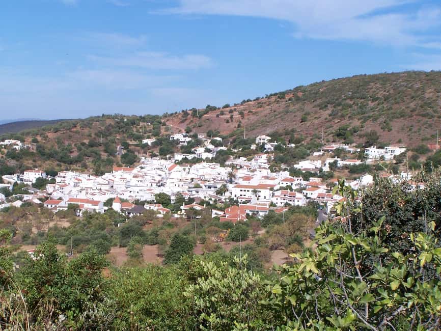 Algarve: 6 Hour Jeep Tour with Lunch - Aldeia da Tôr lunch and Fonte Grande de Alte