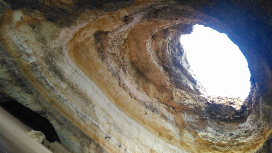 Algarve: Benagil Caves 2-Hour Private Tour - Guides Matter More Than People Think