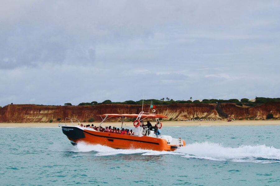 Algarve: Benagil Caves Open Speedboat Tour - Vilamoura Meet-Up: Where You Start and How It Feels