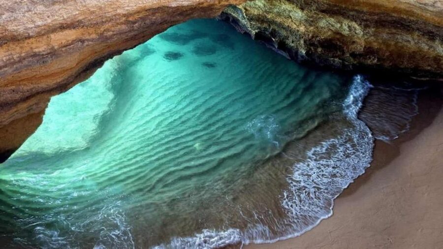 Algarve: Benagil Caves Open Speedboat Tour - Getting Into Benagil Cave: The Part That Makes This Tour Worth It