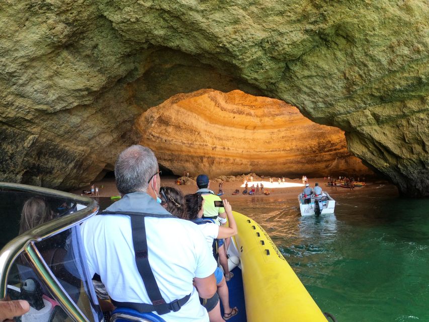 Algarve: Carvoerio and Benagil Walking Tour and Cruise - Who this tour suits best