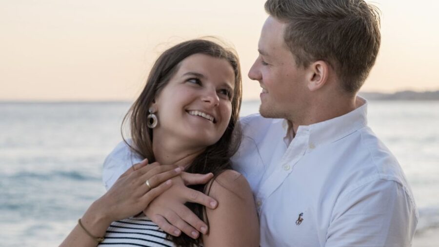 Algarve: Photoshoot for couple, family, portrait - The “private group” advantage for couples, families, and portraits