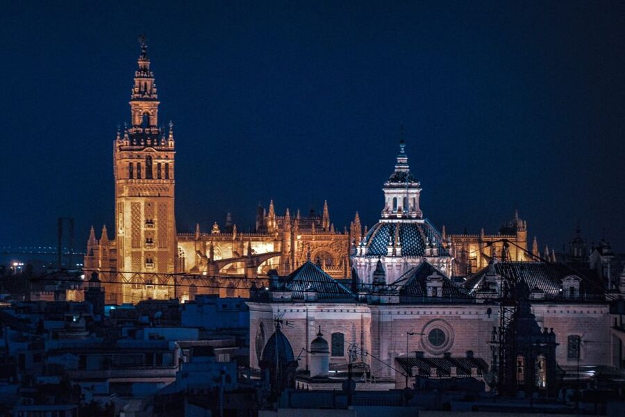 Algarve: Seville Full-Day Shopping and Sightseeing Tour - Key things I’d watch for on this day trip