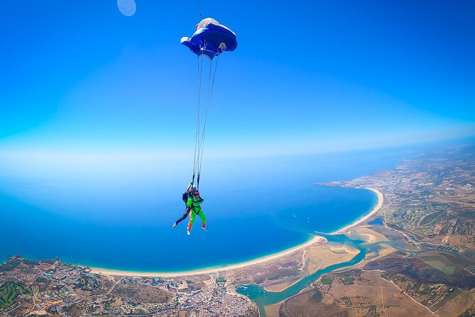 Algarve Tandem Skydive 10.000ft - Portimão Tandem Jump From 10,000 Feet, Built for First-Timers