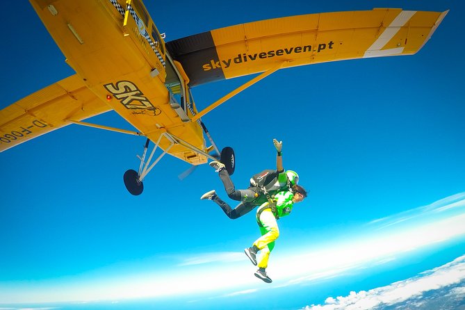 Algarve Tandem Skydive 10.000ft - The 10,000-Foot Climb and the 30 Seconds That Feel Like Forever