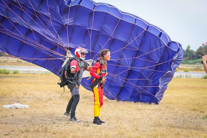 Algarve Tandem Skydive 15.000ft - What You’ll See From Above the Algarve (And Why It Feels Different)