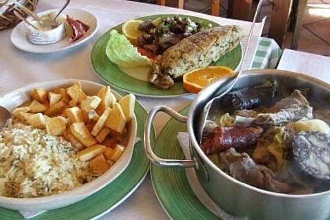 Algarve wine tour and mountain top trip with lunch or dinner at sunset time - Driving through Monchique and the quick viewpoint at Monte Foia