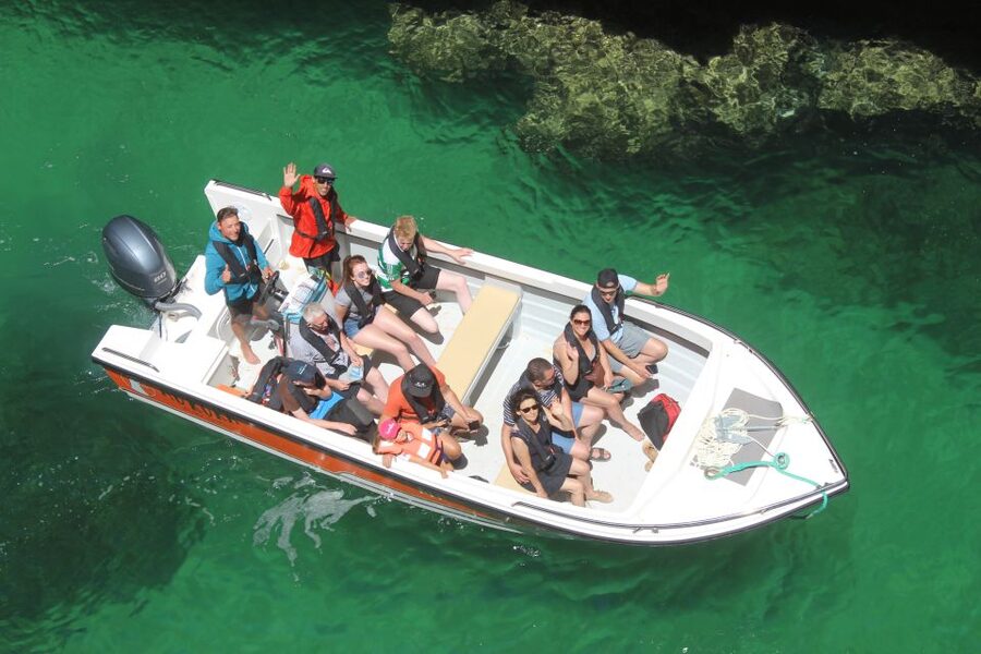 Armação de Pêra: Guided Boat Tour of Benagil's 15 Best Caves - Should you book Aurora Boat Trips for Benagil’s caves?