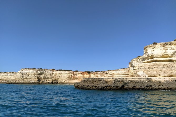 Benagil And Dolphins Tour - Algar de Benagil: the big cave stop from a RIB