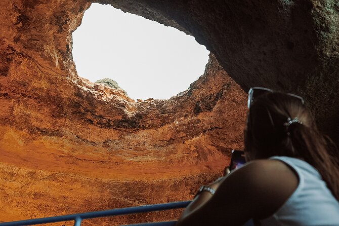 Benagil Caves and Dolphin Watching - 2.5h - Key highlights at a glance