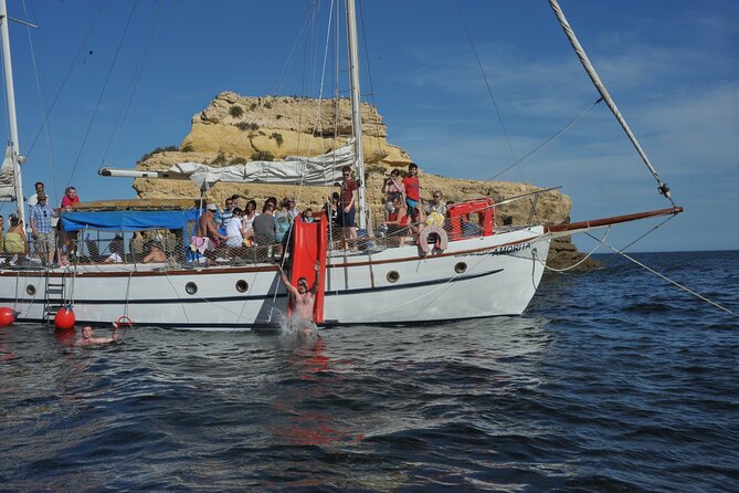 Benagil Coastline Tour - Allboat - Meeting up at Allboat: Alameda da Orada in Albufeira