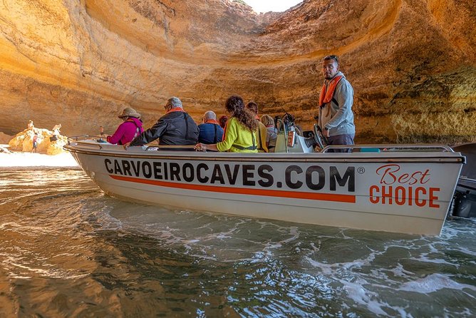 Benagil Long Boat tour (From Carvoeiro to Praia da Marinha) - Dolphin spotting: what’s realistic, and what to do if you miss it