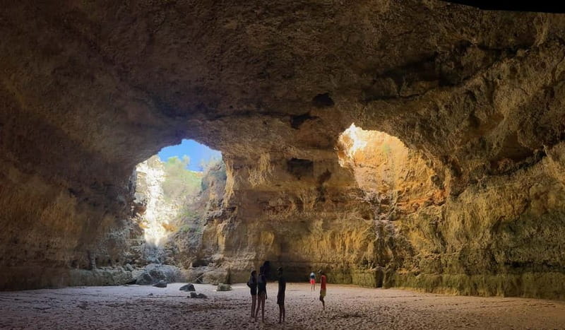 Benagil, Marinha & Albandeira - Kayak w/ Local Guide - Albandeira Beach start: gear up fast, then paddle with confidence