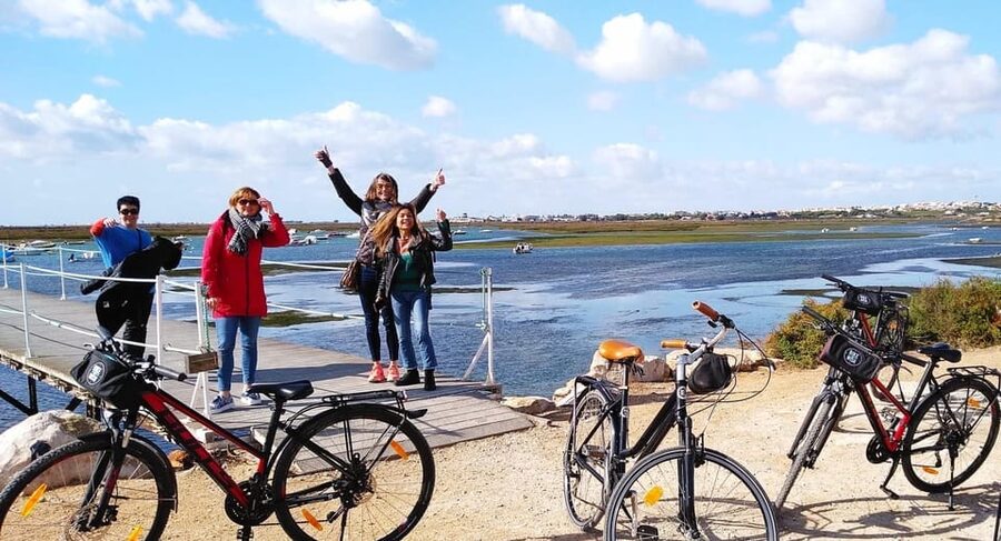 Best of Faro - Guided Bike Tour (2.30h) - Largo and Igreja Pé da Cruz, Plus Faro’s Theatres