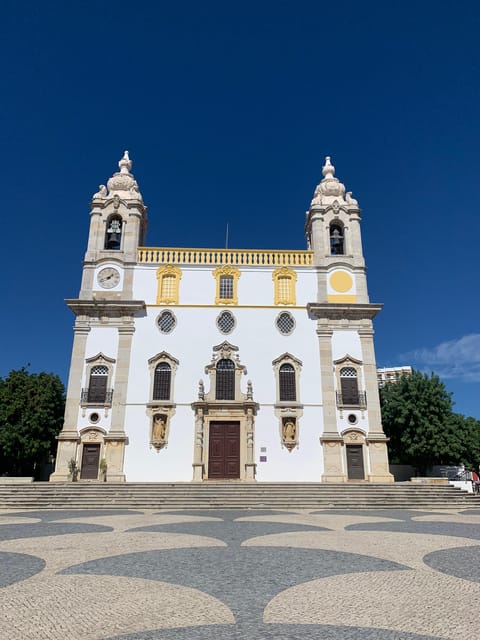 Best of Faro - Guided Bike Tour (2.30h) - Rua do Crime to the Water: Passeio Ribeirinho and Doca de Faro