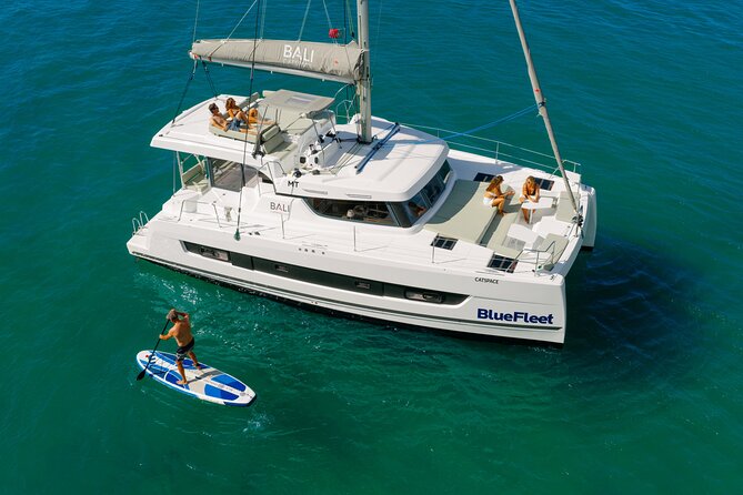 Blue Breeze Full day Private Catamaran Cruise in Lagos, Algarve - Cruising Lagos coastline and Ponta da Piedade from the water