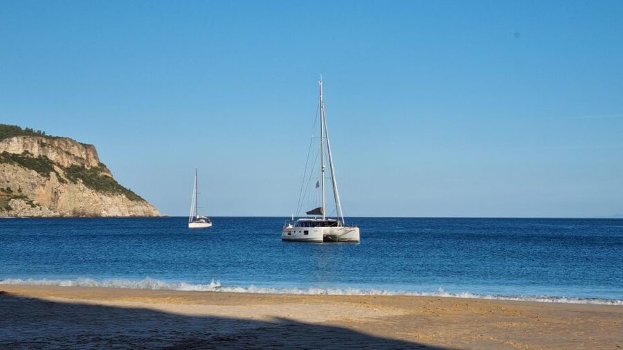 Boat in Algarve - Luxury Catamaran - Lagos - Why a private luxury catamaran from Lagos feels worth it
