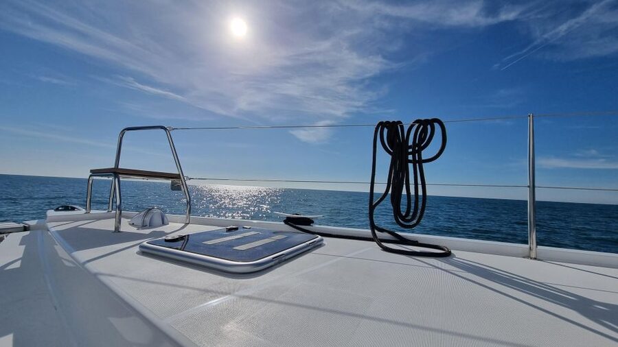 Boat in Algarve - Luxury Catamaran - Lagos - Marinha and Albandeira bays: a slower kind of magic