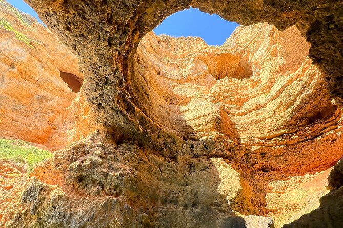 Boat tour through the wonderful caves of Ponta da Piedade - Key points to know before you go