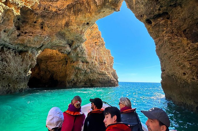 Boat tour through the wonderful caves of Ponta da Piedade - Weather matters more than you think in the Algarve