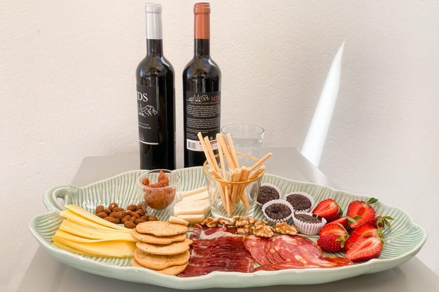 Carvoeiro/Portimão/Alvor: Wine Tour w/ Tasting, Tapas, Music - What to bring, and the practical stuff that makes it smooth
