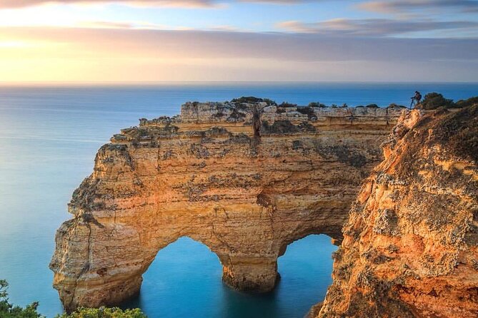 Carvoeiro Tour by Land and Sea - Praia do Carvoeiro: the boat launch point with fishermen-house charm