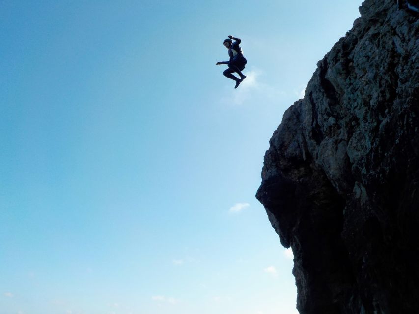 Coasteering Algarve: Cliff Jump, Swim & Climb in Sagres - Safety gear and coaching: wetsuit, helmet, shoes, and a jump plan that builds confidence